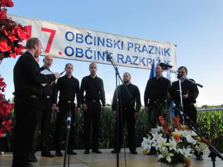 Proslava ob 17. občinskem prazniku Občine Razkrižje z obeležitvijo 24. obletnice odhoda JLA iz tega dela Slovenije in 70 let od konca 2. svetovne vojne 12